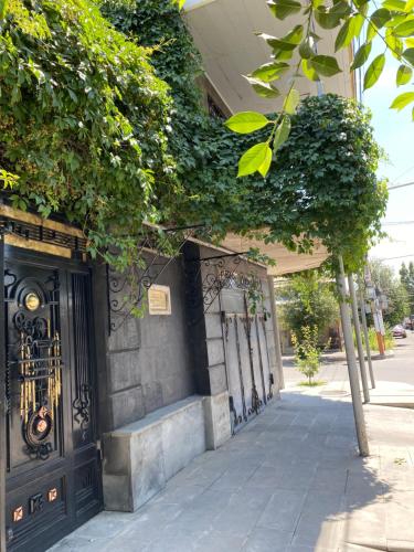 Madoyan Guest house in Gyumri