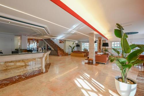 Előcsarnok, Hotel Pinos Playa in Cala Santanyi 