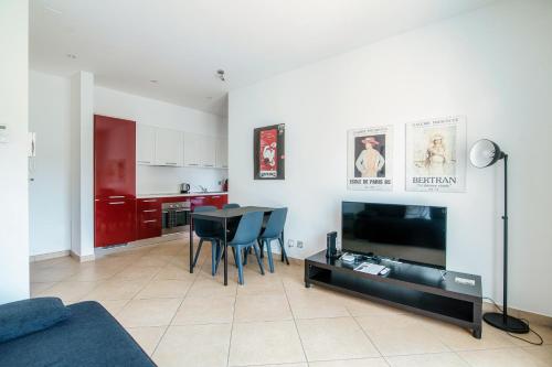 Prestige Du Lac 28 room in Prestige Apartments by Quokka 360 - Spacious Flats with Private Terraces