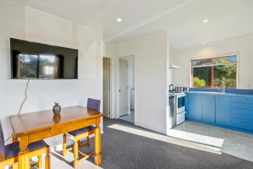 Exterior view, Cottage on Rutherford - Waikanae Holiday Home in Waikanae