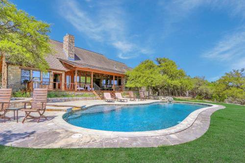 Antler Ridge Ranch in Wimberley, USA