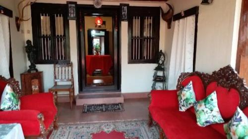 Sardar Bahadur's Heritage Bungalow Estate Stay