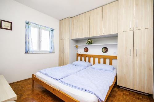 Apartments Dubravka - image 9
