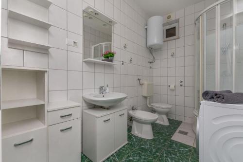 Apartment Marica - image 11
