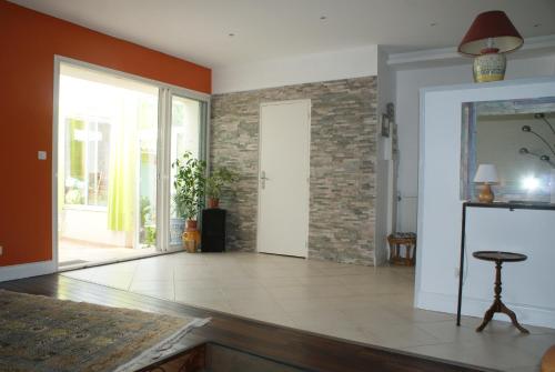 Spacieuse Maison De Village Climatisee Avec Jardin Patio - Agde