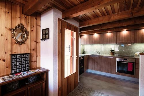 Baita dal Gat by Quokka 360 - Stylish Wooden Chalet Retreat in Faido in Sobrio