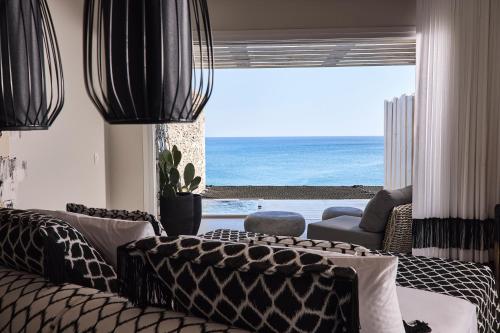 Artemis Deluxe Rooms