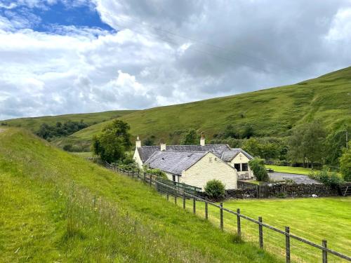 Pass the Keys Beautiful Scottish Cottage in Outstanding Location - Sanquhar