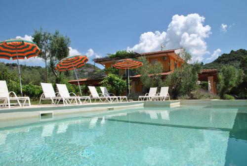 Casa Meridiana con piscina relax tra i vigneti