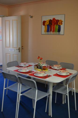 Little Bullocks Farm - image 8