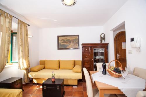 Apartments Linda - image 6