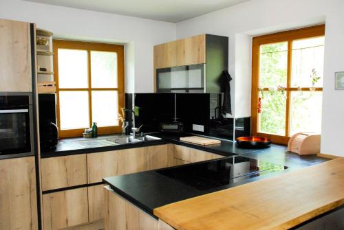 Konyha, Wastlbauer - Luxus Chalet mit Wohlfühlfaktor (Wastlbauer - Luxus Chalet mit Wohlfuhlfaktor) in Kleinsölk