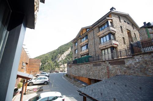 Apartaments La Serrera - image 12