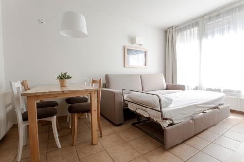 Apartaments La Serrera - main image