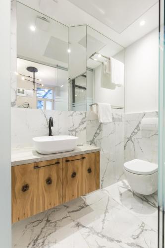 Luxury Dream Suite In The Absolute Center - image 6