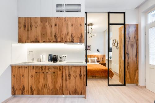 Luxury Dream Suite In The Absolute Center - image 5