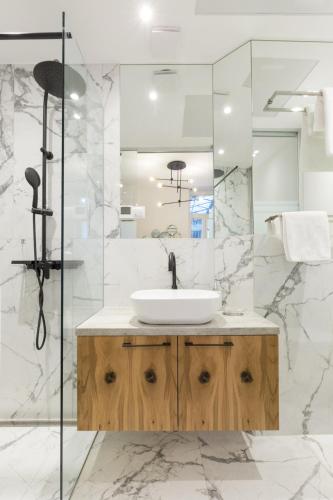 Luxury Dream Suite In The Absolute Center - image 10