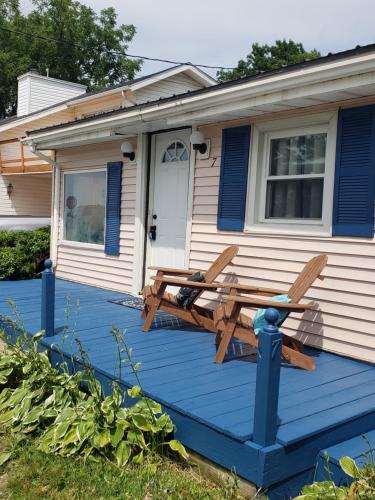 Lake View Cottage on Lake Erie in Ashtabula, USA