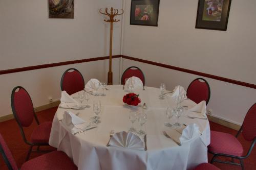Le Chalet de la Foret - image 11