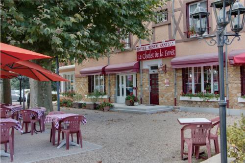 Le Chalet de la Foret Hotel 3 etoiles et Restaurant - 출입구