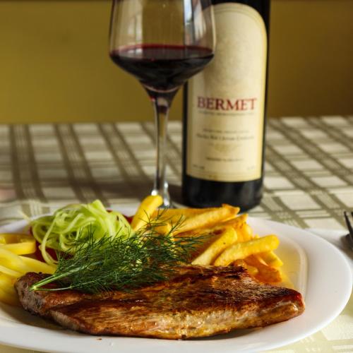 Restoran & Motel Manjež - main image