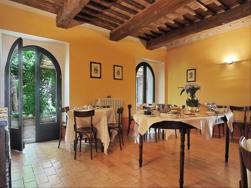 Food and beverages, Villa Collepere Country House in Matelica