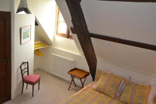 1 queen bed