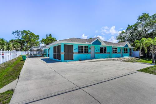 The Lemon Flamingo Homes in Grove City (FL)