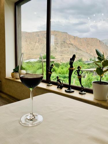 A környék, Siran Guest House in Areni