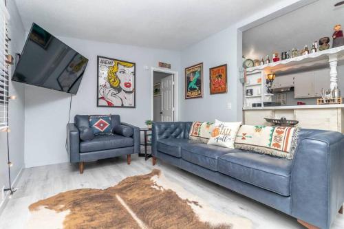 Vintage Eclectic Home Near Sacramento Airport