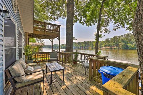 Lakefront Hot Springs Home with Swim Dock!