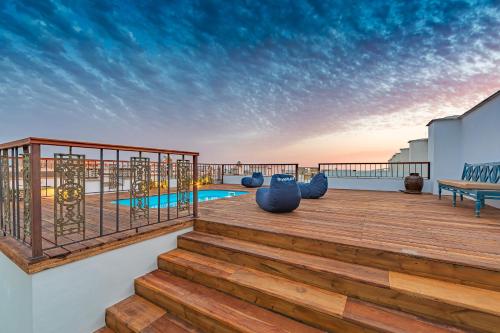 BOMBAYARTE APARTHOTEL TARIFA in เปโโร บาเลียนเต