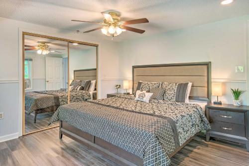 River Views and Covered Deck Susquehanna Home! in 新米爾福德