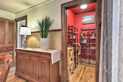 Milwaukee Home Less Than Half Mi to Lake Michigan! near พิพิธภัณฑ์ศิลปะการตกแต่ง วิลล่าเทอร์เรซ