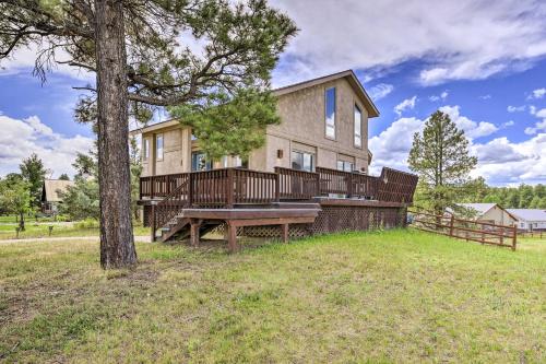 Sunny Pagosa Springs Home with Deck and Fire Pit - Pagosa Springs
