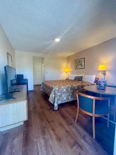 Regency Inn Lakeport