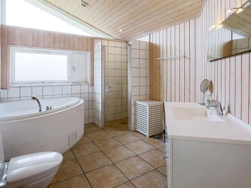 Holiday home Frederiksværk V - image 12