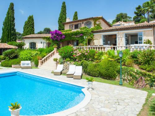 Splendid villa near Antibes and Cannes with pool and sea view - Location, gîte - Vallauris