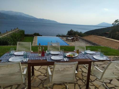 식음료(F&B), PRINCESS OF BLUE EAGLES RETREAT in 스칼로마 (포키스)