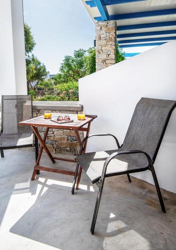 Dorkas Luxury Rooms&Apartments in Serifose saar