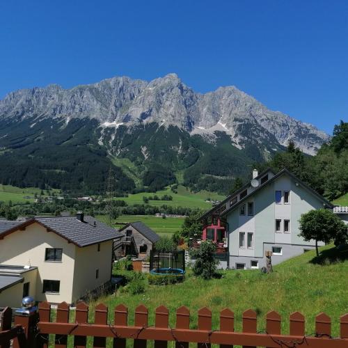 Ferienwohnung Berg(Aus)zeit Ennstal - Apartment - Öblarn