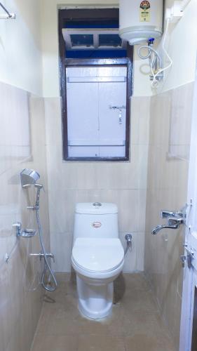 Apartment with Balcony image 5