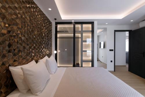 Iphimedeia Luxury Hotel & Suites - image 9