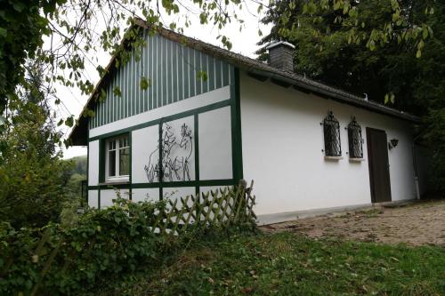 A szálláshely kívülről, mal abschalten in Rattlar