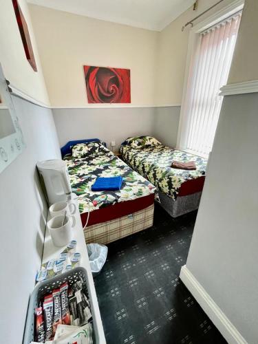 Hayward Hotel - image 14