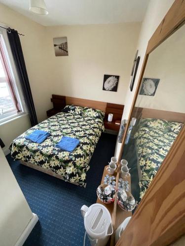 Hayward Hotel - image 6