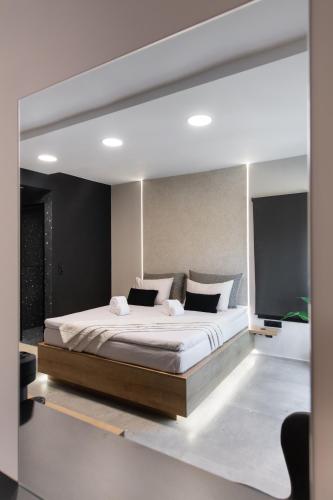 COCO SUITES