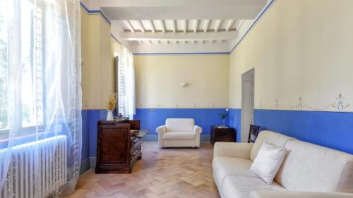 2 bedrooms, 3 beds