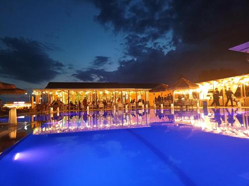 Yüzme havuzu, квартира 4 в ЦО Радуга Иссык куль Raduga Issyk Kul, Sary Oy in Kurskoe
