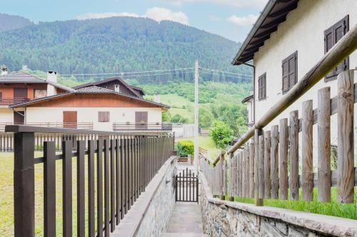 Viesnīcas āriene, Miri house palazzina bucaneve vicino alle piste Ponte di Legno in Temu